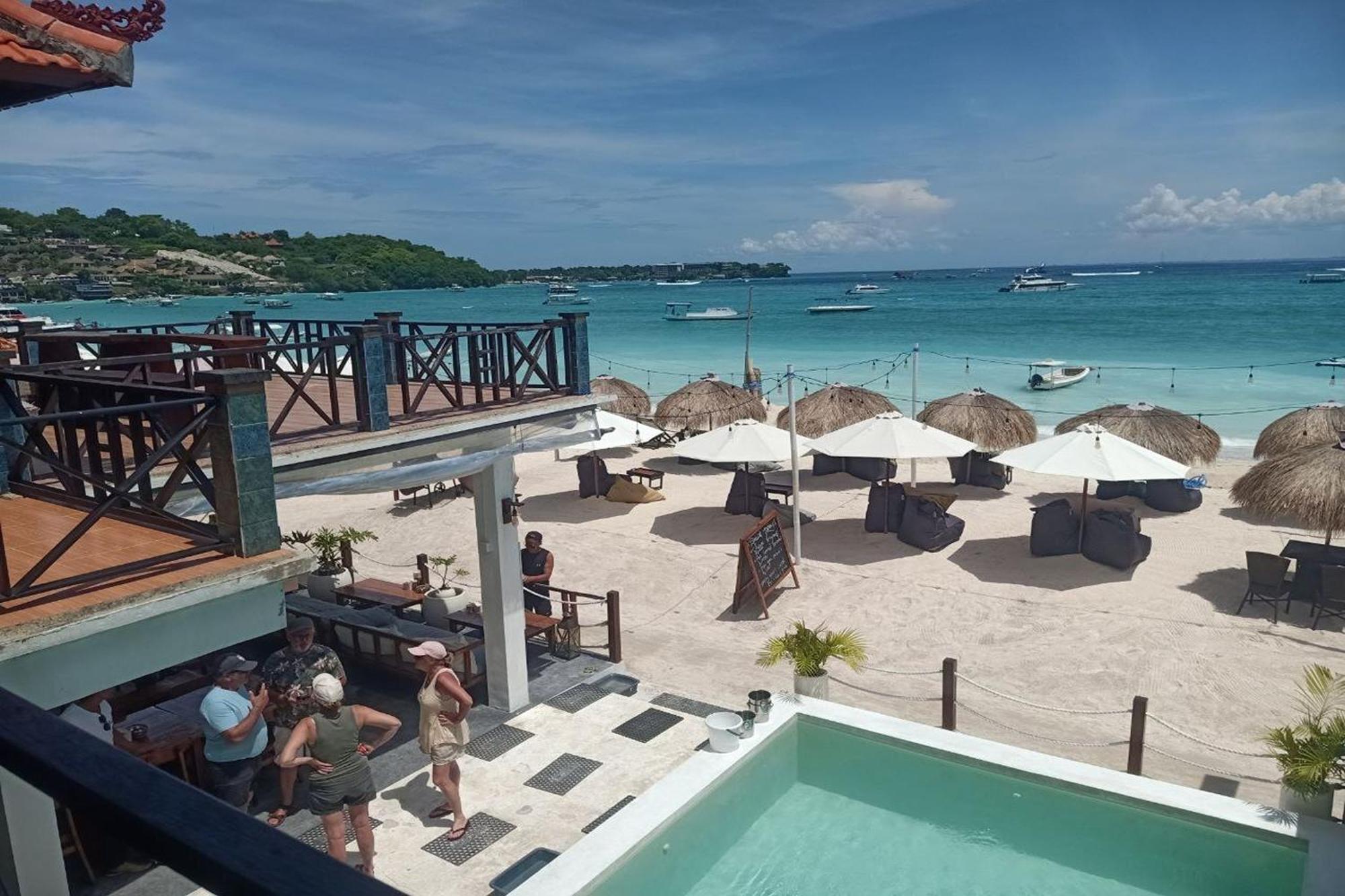 The Beach Huts Lembongan Luaran gambar